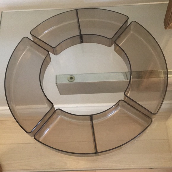 MCM Outrageous Party Tray Set! Smoked Plastic. - Picture 6 of 8